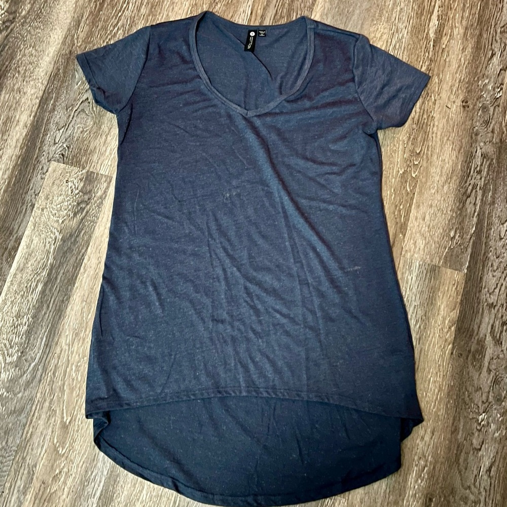 Cotton On Dark Blue Women's Short Sleeve Tee - Picture 5 of 5